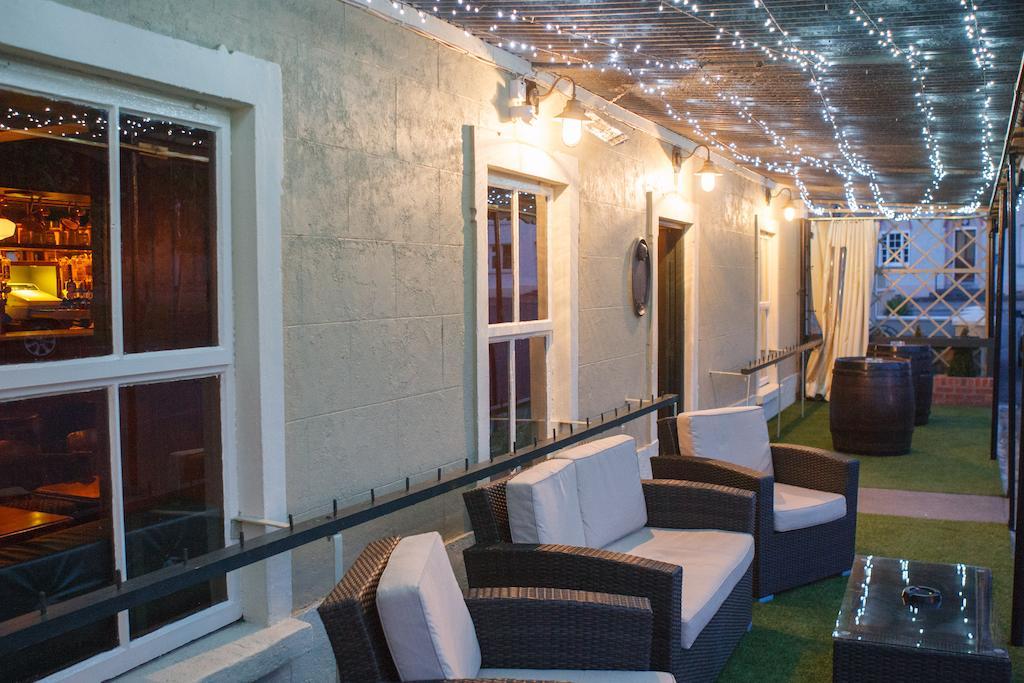 Giltraps Townhouse & Glamping Hotel Kinnitty Екстериор снимка