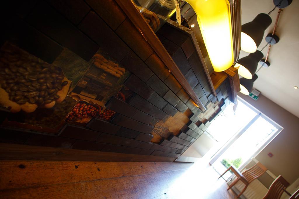 Giltraps Townhouse & Glamping Hotel Kinnitty Екстериор снимка
