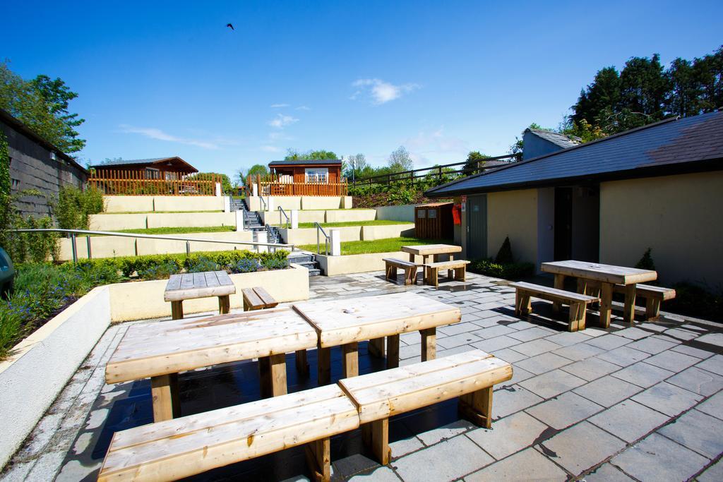 Giltraps Townhouse & Glamping Hotel Kinnitty Екстериор снимка